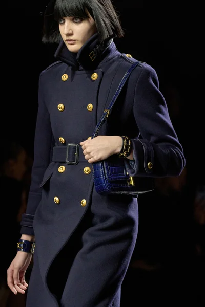 Look 1